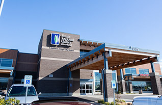 Exterior de la clínica Riverbend