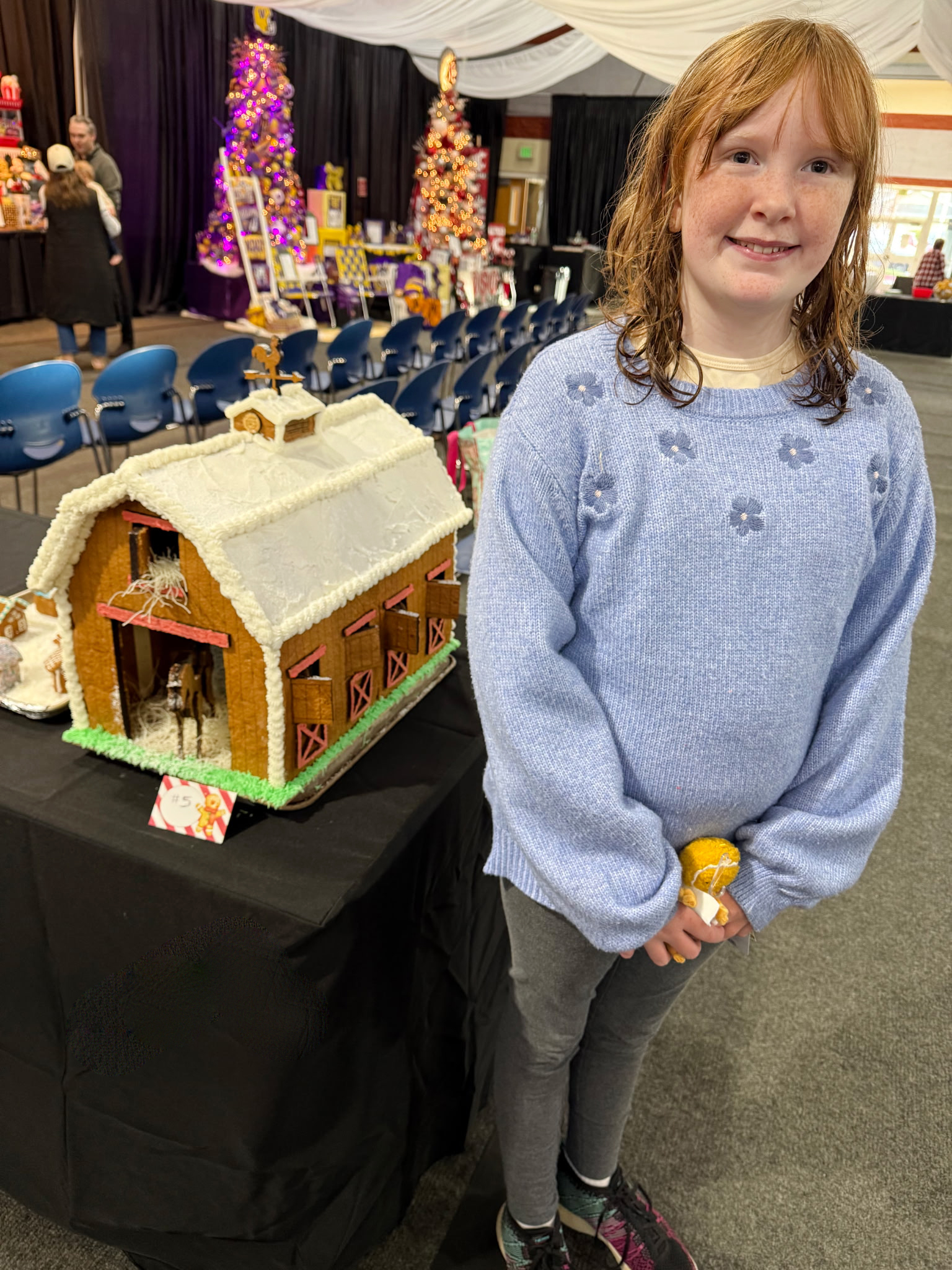 Ganadora del Festival of Trees Gingerbread Contest 2025