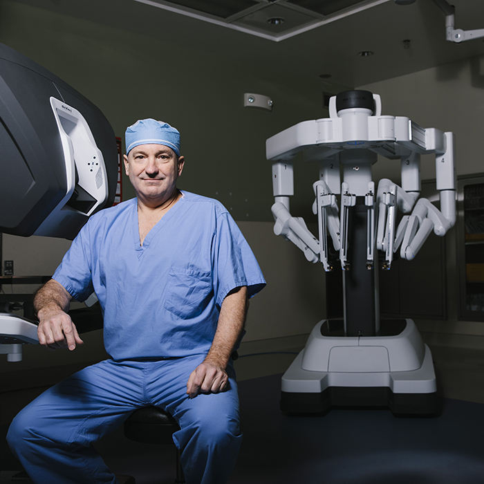 Richard Leone, MD, PhD, FACS, cirujano torácico en Skagit Regional Health