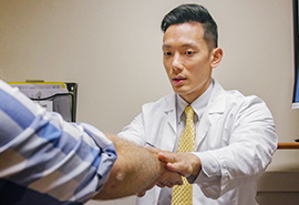 Dr. Sheu, Medicina del deporte