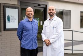 Gustavo Ramos y James Barger, DO, FACS, FACOS