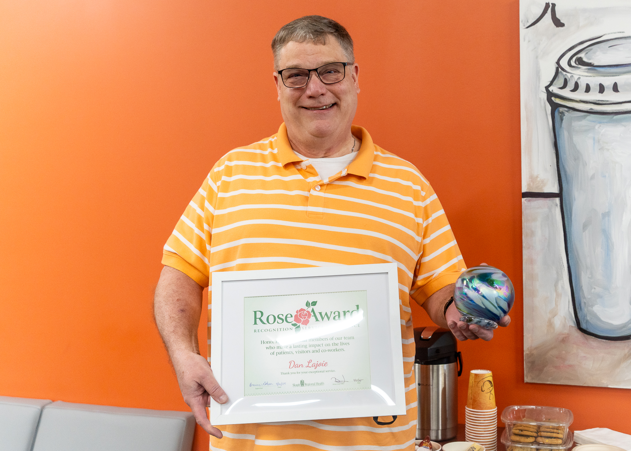 Dan Lajoie, ganador del premio Rose Award de marzo 2025