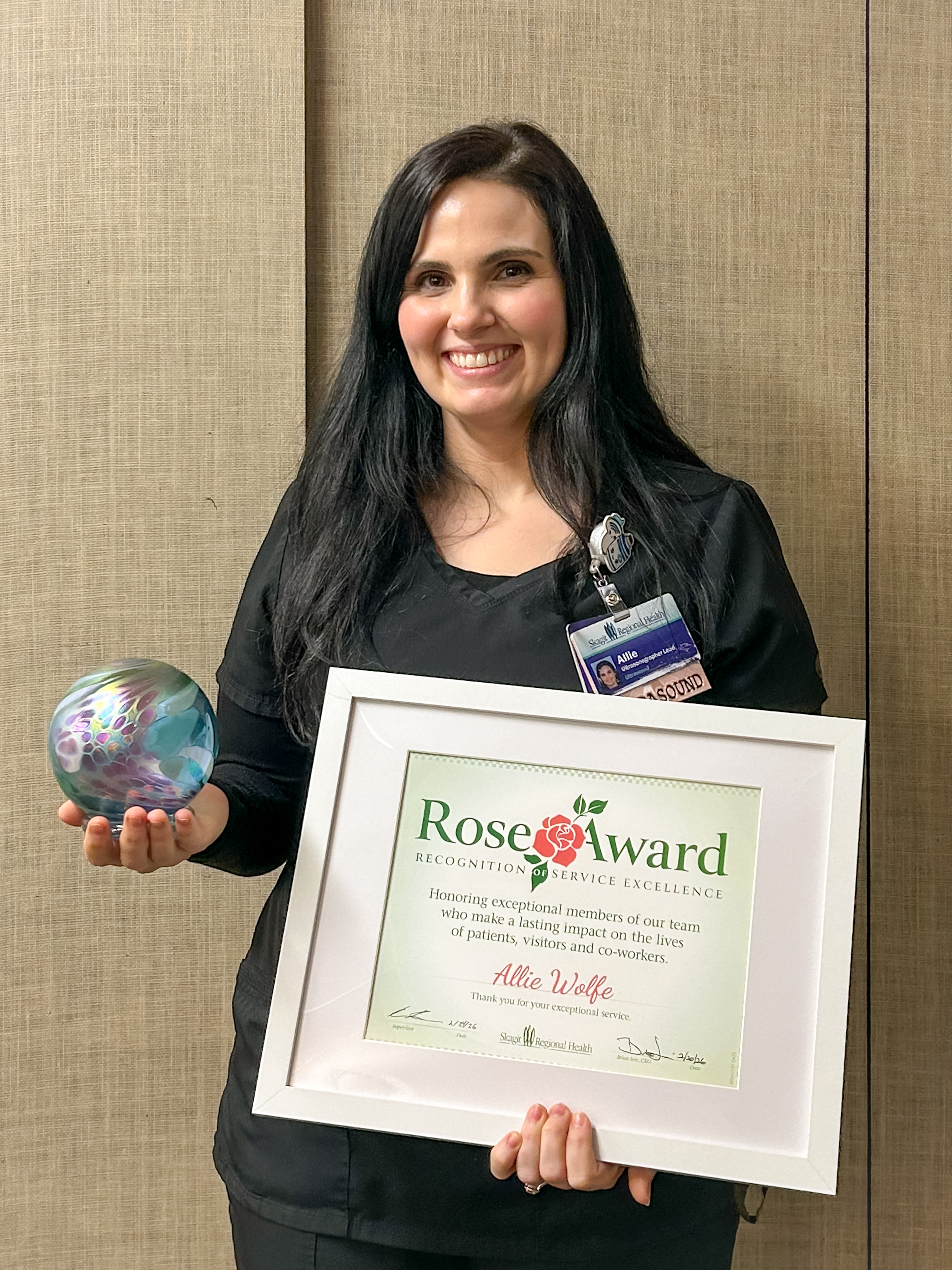 Allie Wolfe, ganadora del premio Rose Award de enero 2026