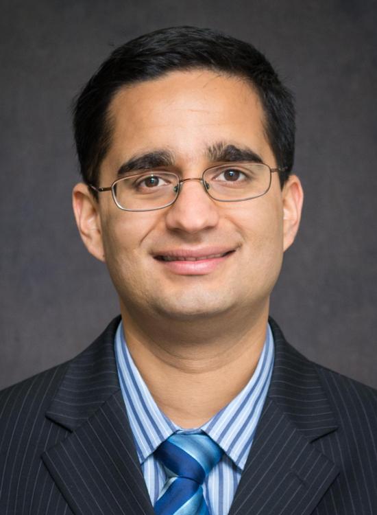 Dr. Bhrigu Parmar, Director Médico