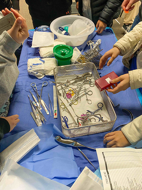 Skagit Regional Health Surgical Assistant speak with middle school students 