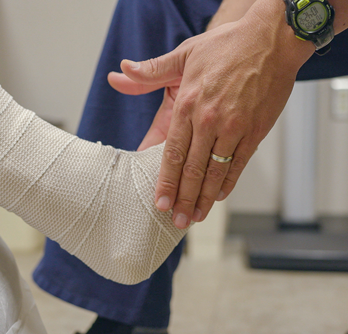 Provider casting foot and ankle