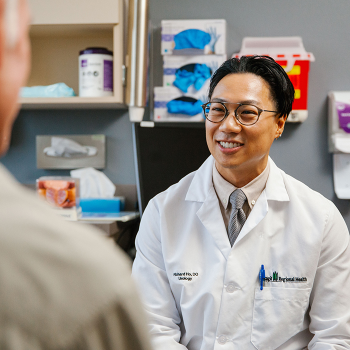 Richard Ho, DO en Skagit Regional Health