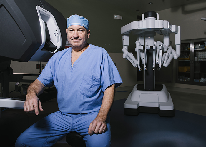 Dr. Leone with davinci machine